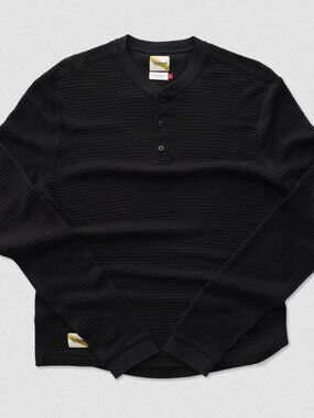 Tracksmith Fells Henley